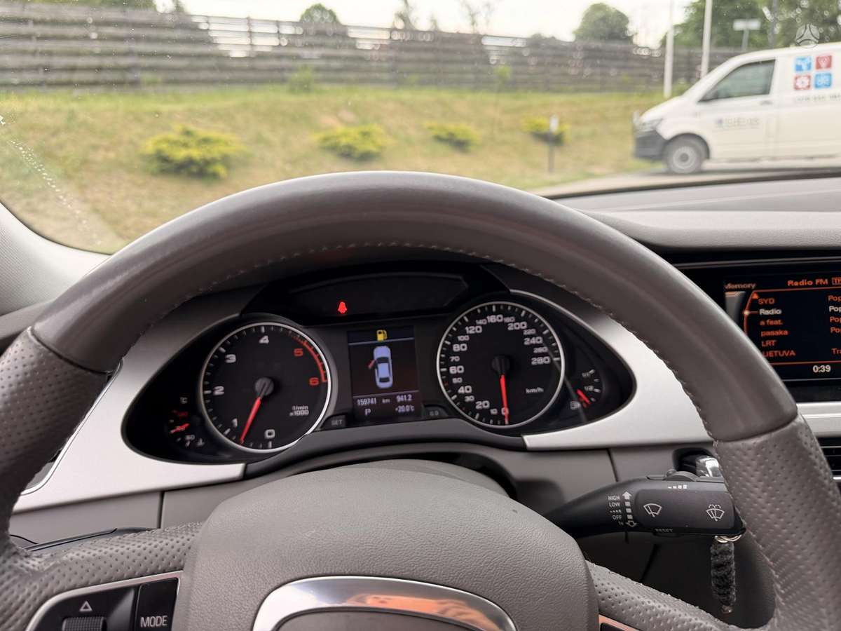 Audi A4, 2.7 l., Седан
