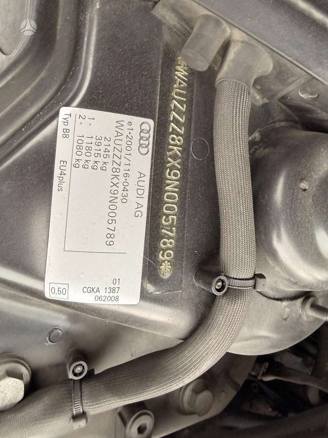 Audi A4, 2.7 l., Седан