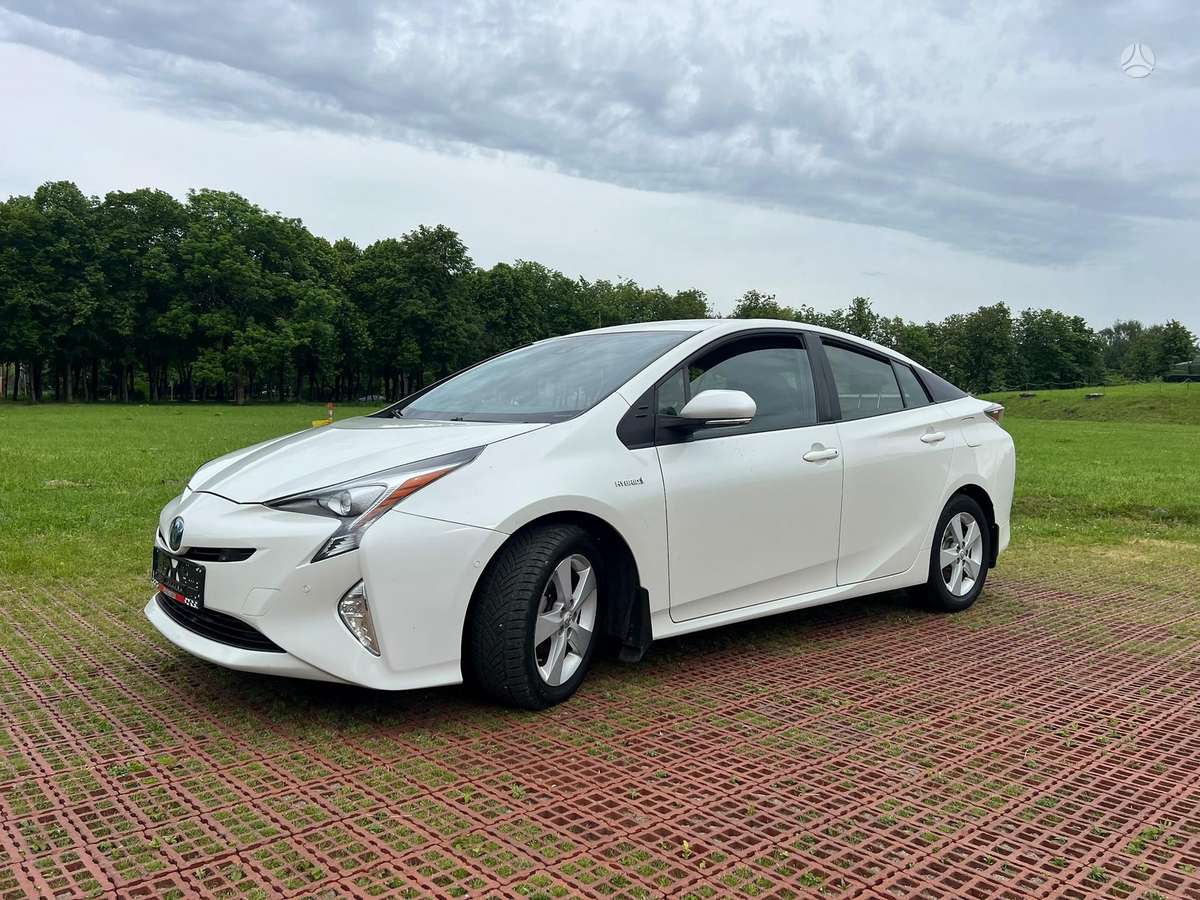 Toyota Prius - 6