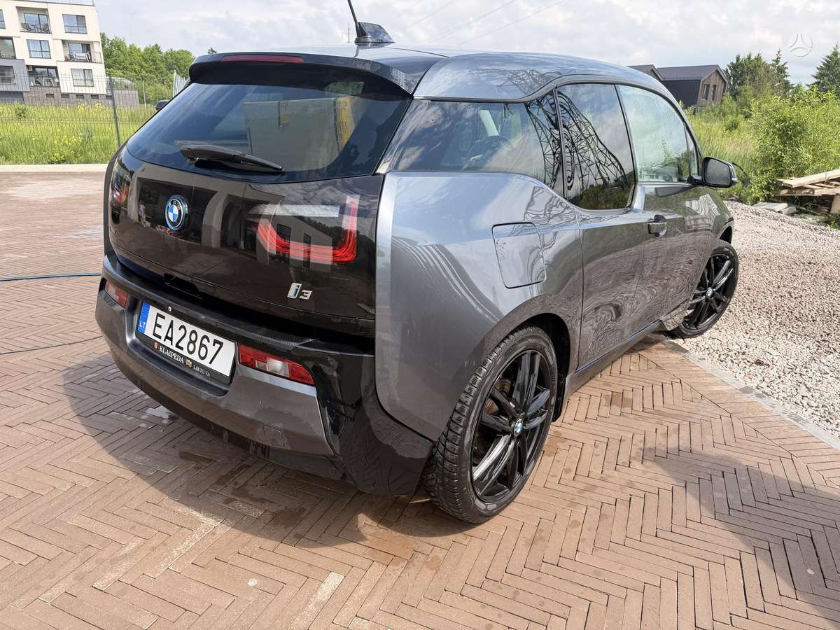 BMW i3, 33 kWh, hatchback