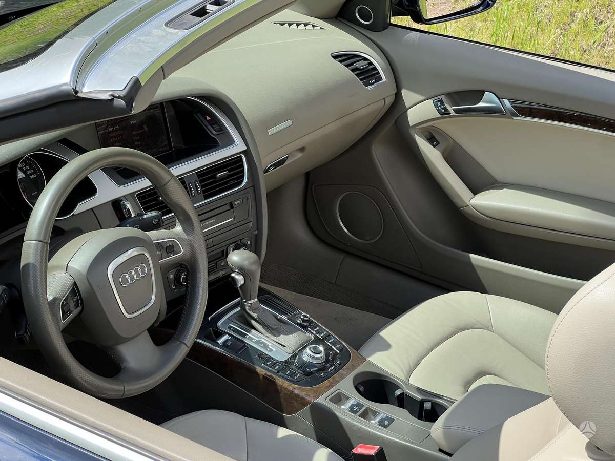 Audi A5, 2.0 l., convertible