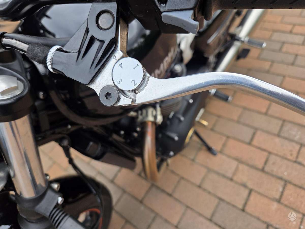 Triumph Speed Twin 900cc, street / classic