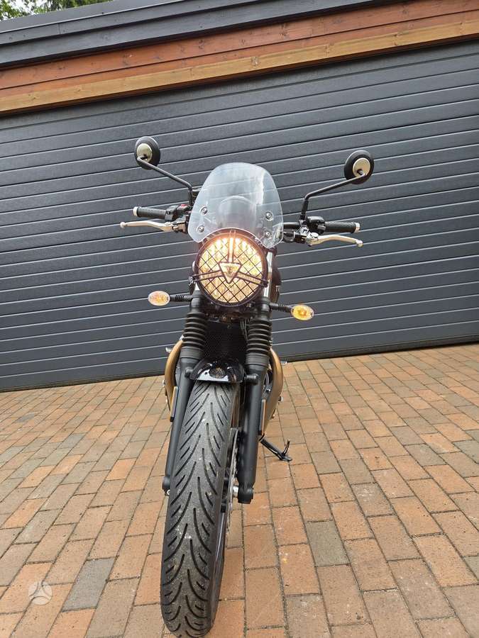 Triumph Speed Twin 900cc, street / classic