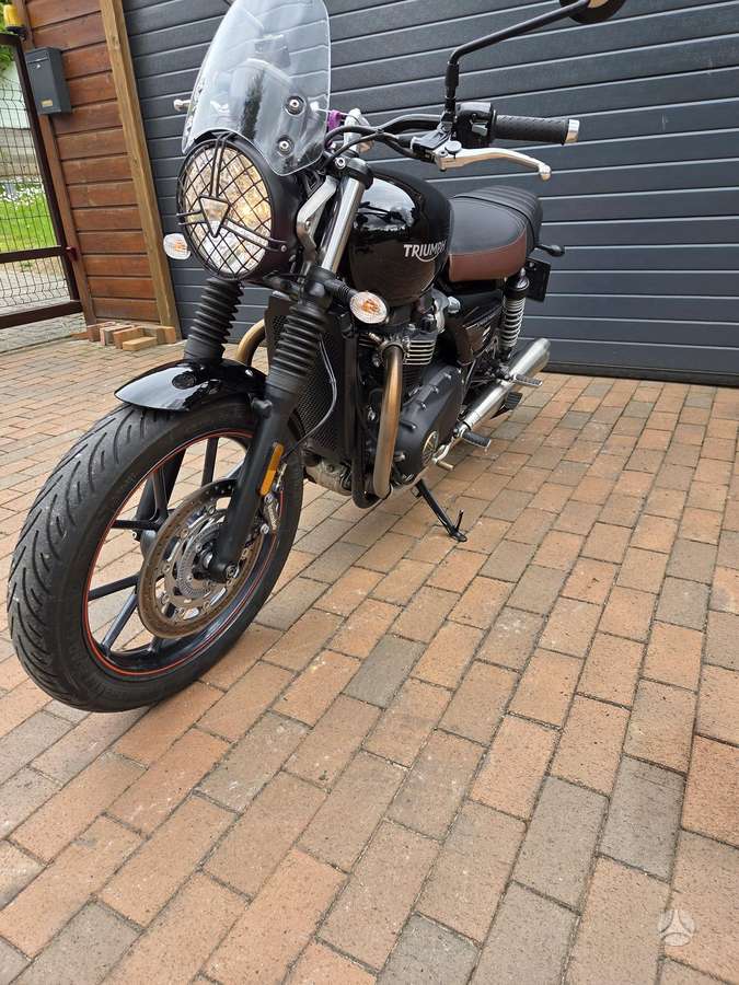 Triumph Speed Twin 900cc, street / classic