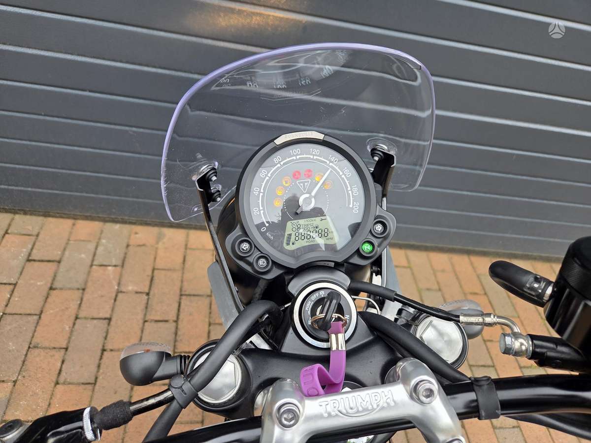 Triumph Speed Twin 900cc, street / classic