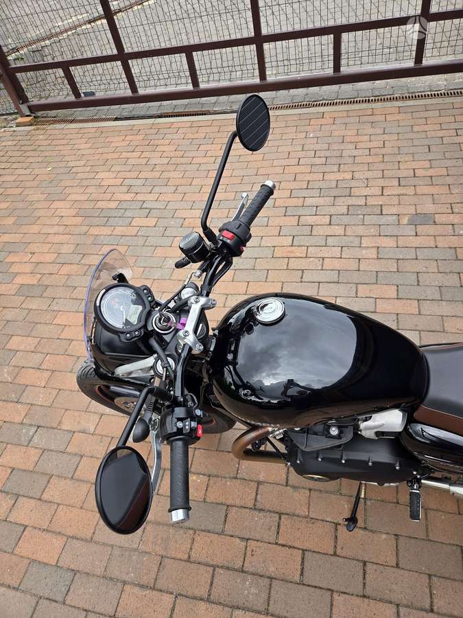 Triumph Speed Twin 900cc, street / classic