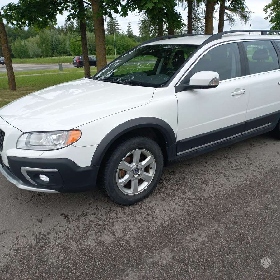 Volvo XC70 - 2