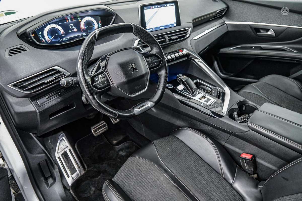 Peugeot 5008 - 5