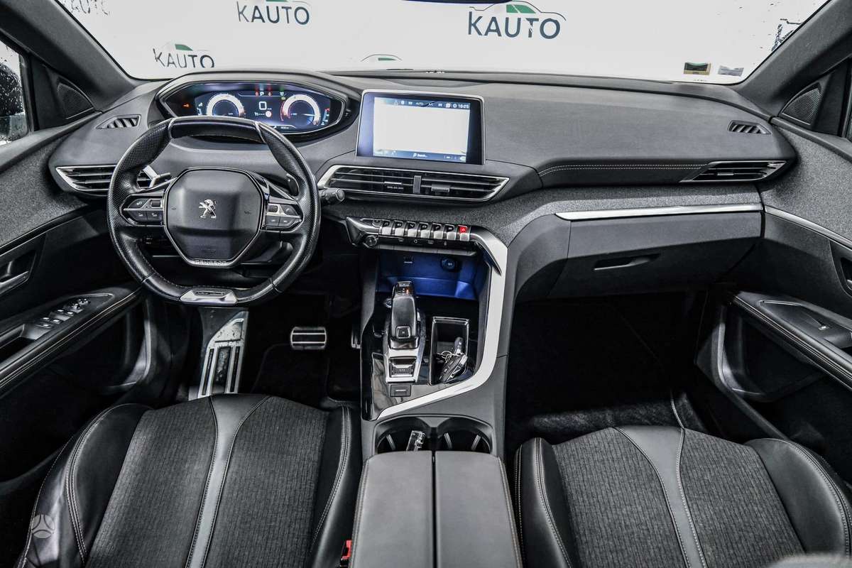 Peugeot 5008 - 8