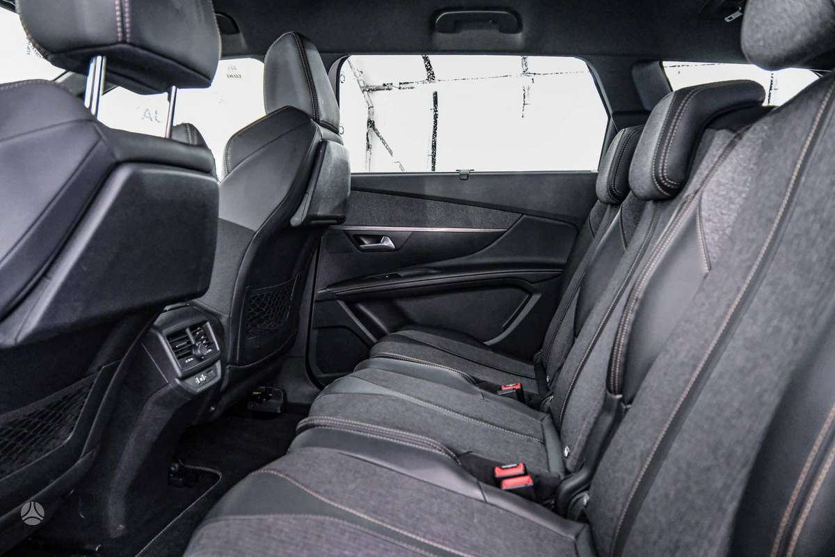Peugeot 5008 - 9
