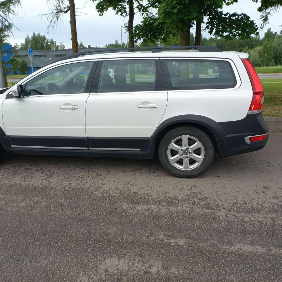 Volvo XC70, 2.0 l., wagon