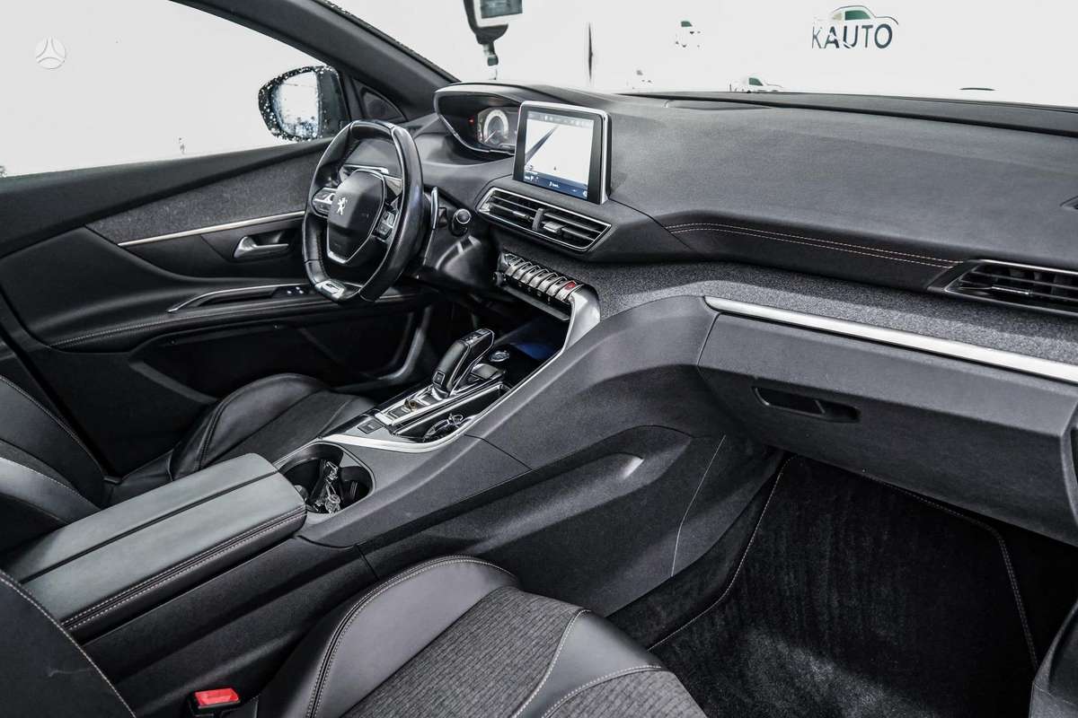 Peugeot 5008 - 11