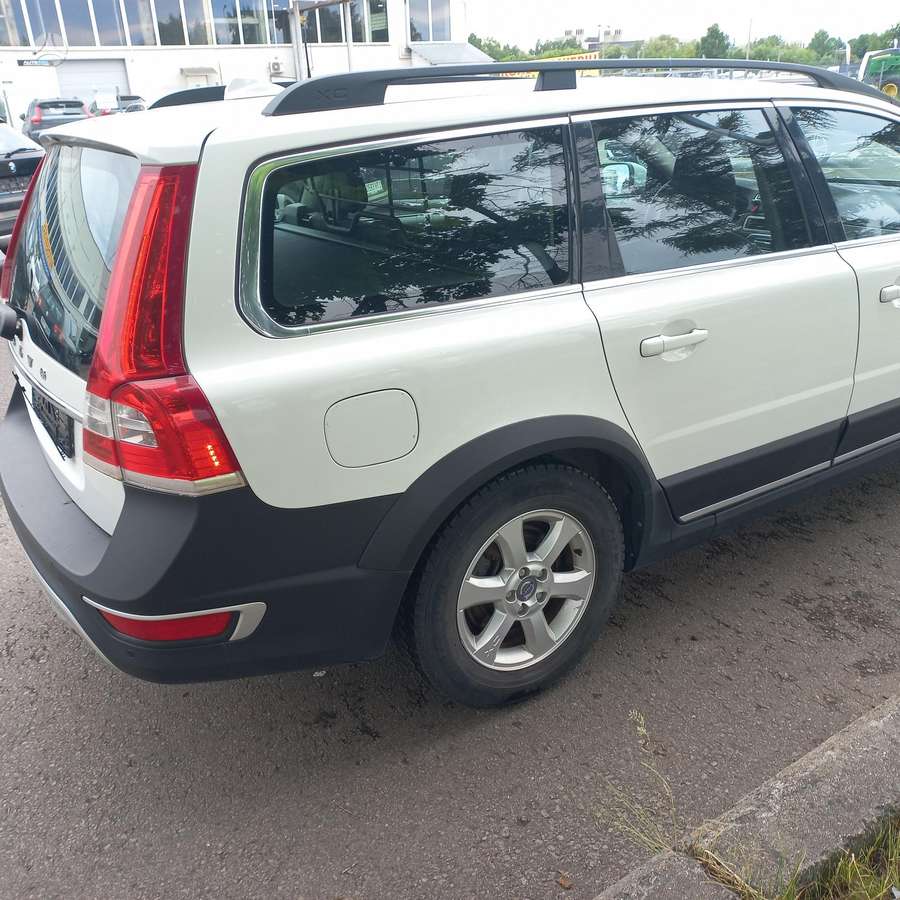 Volvo XC70, 2.0 l., wagon