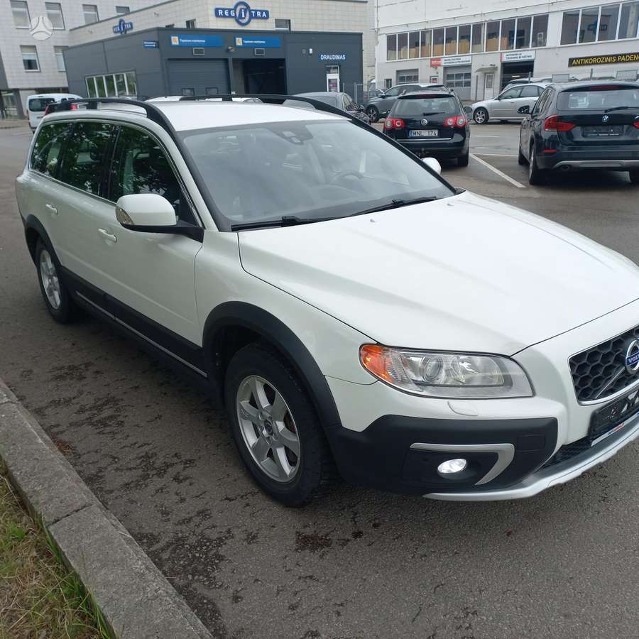 Volvo XC70, 2.0 l., Универсал