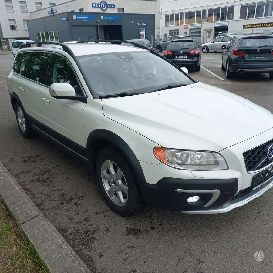 Volvo XC70 - 11