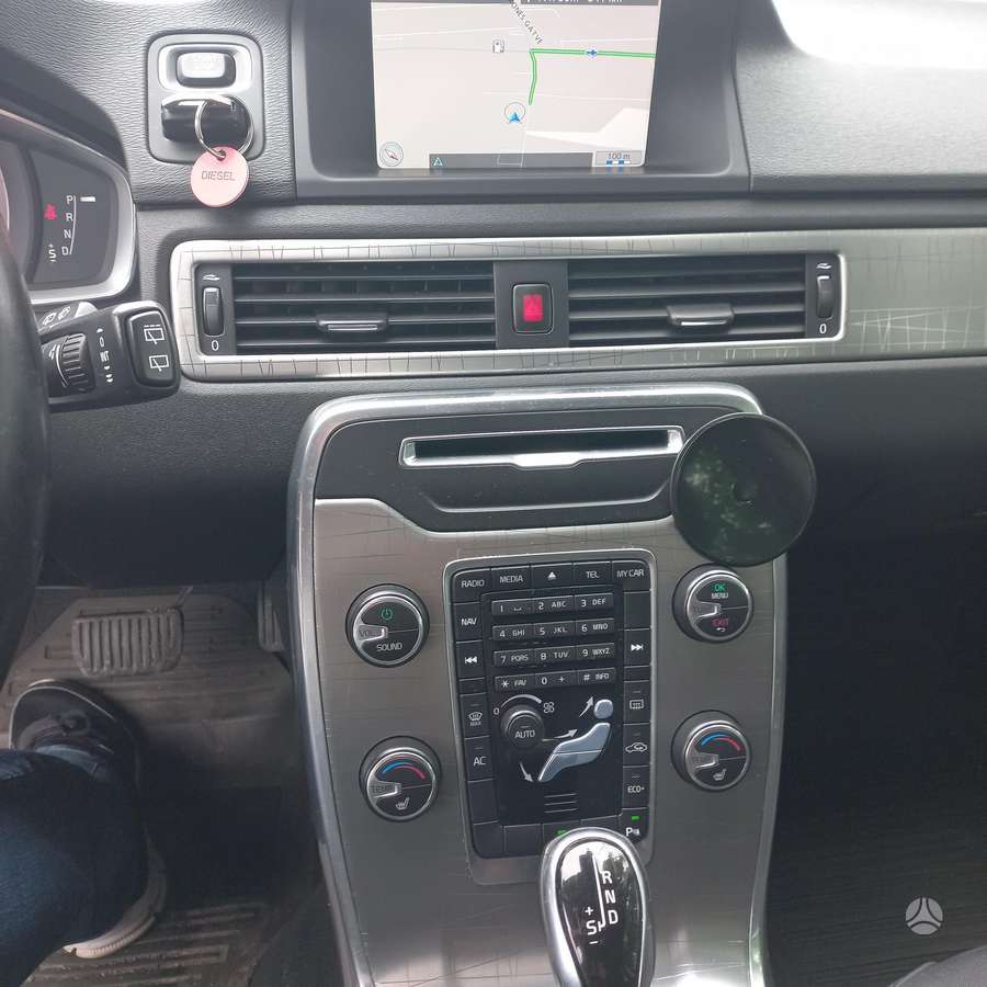 Volvo XC70, 2.0 l., wagon