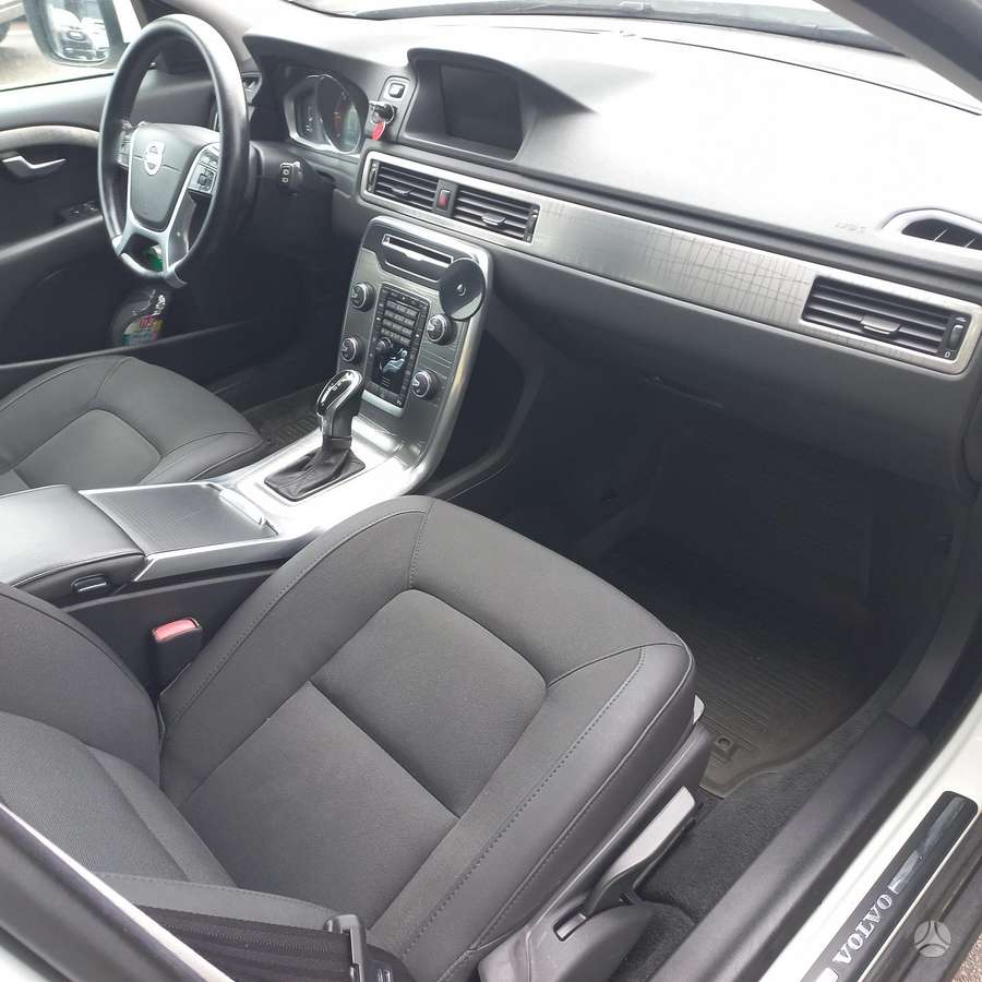 Volvo XC70, 2.0 l., wagon