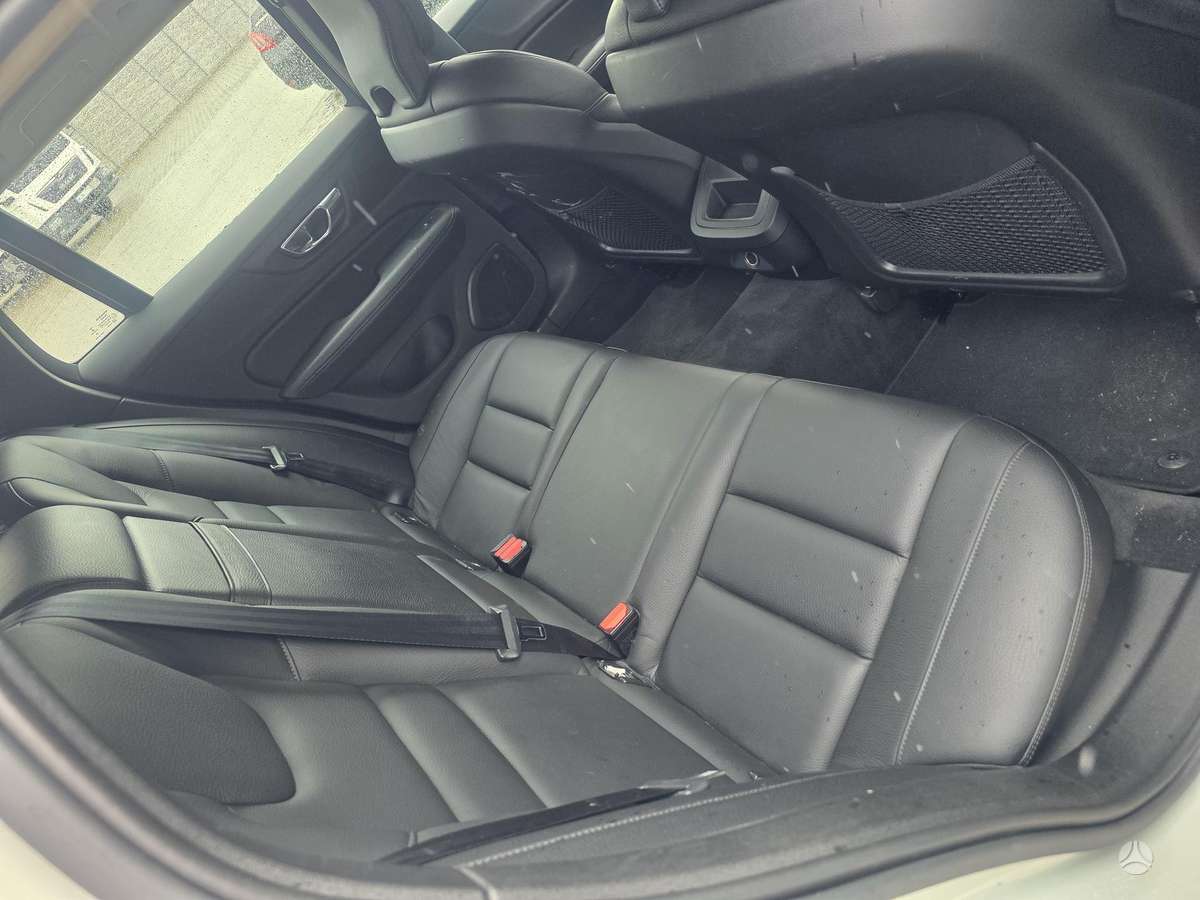 Volvo V60, 2.0 l., Универсал