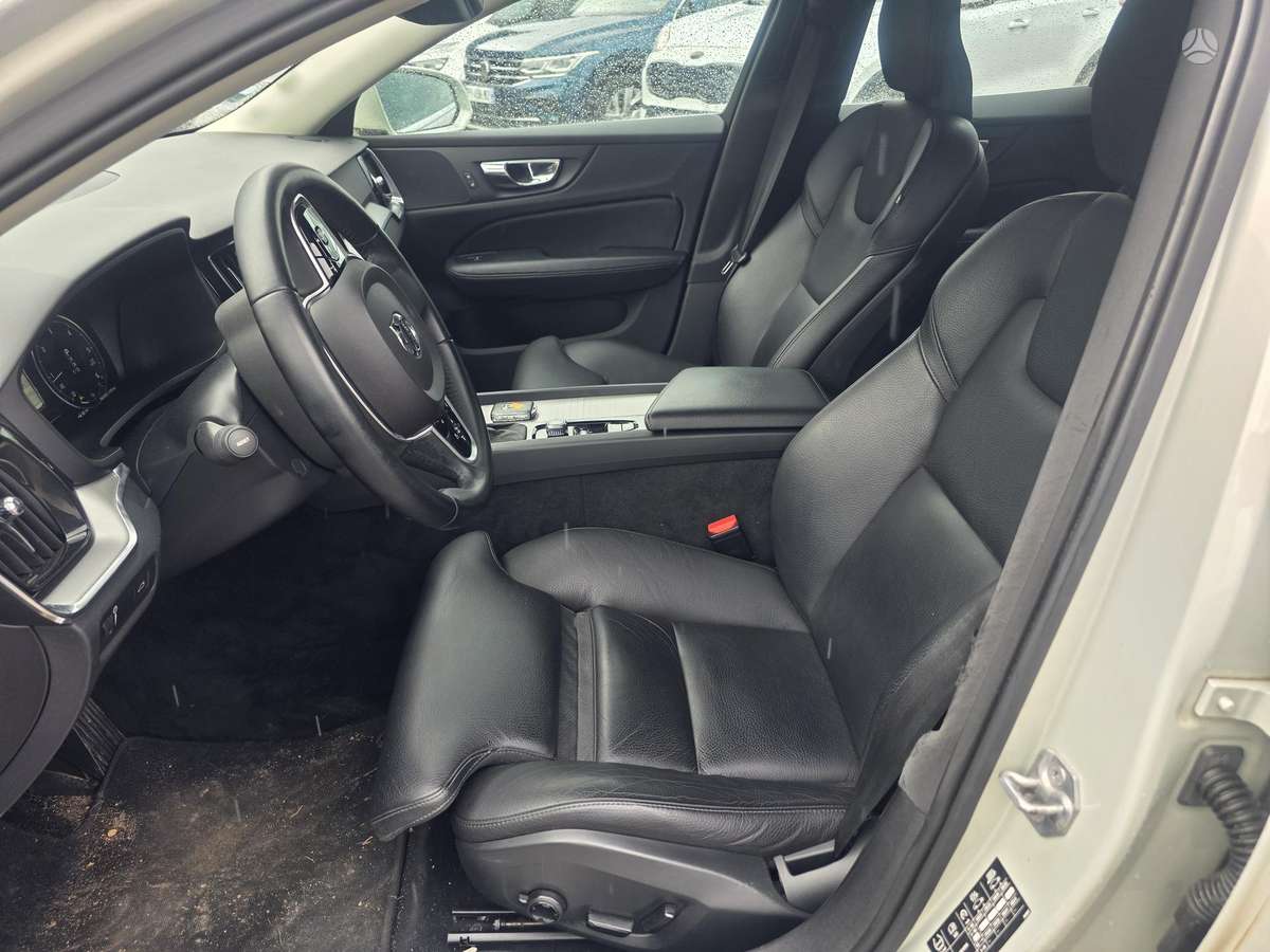 Volvo V60, 2.0 l., Универсал