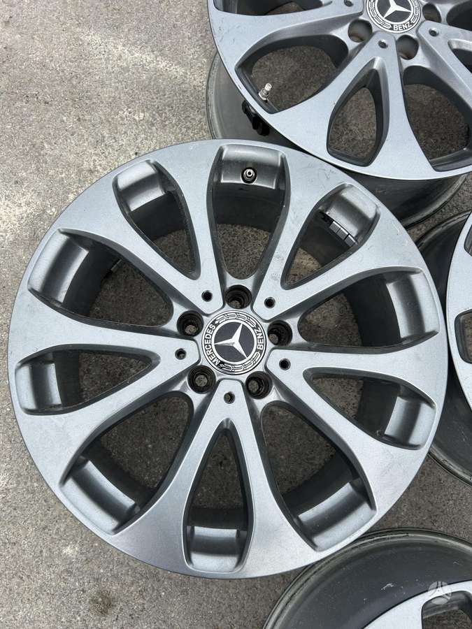 Mercedes-Benz, light alloy, R18