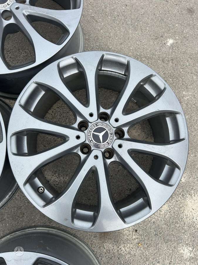 Mercedes-Benz, light alloy, R18