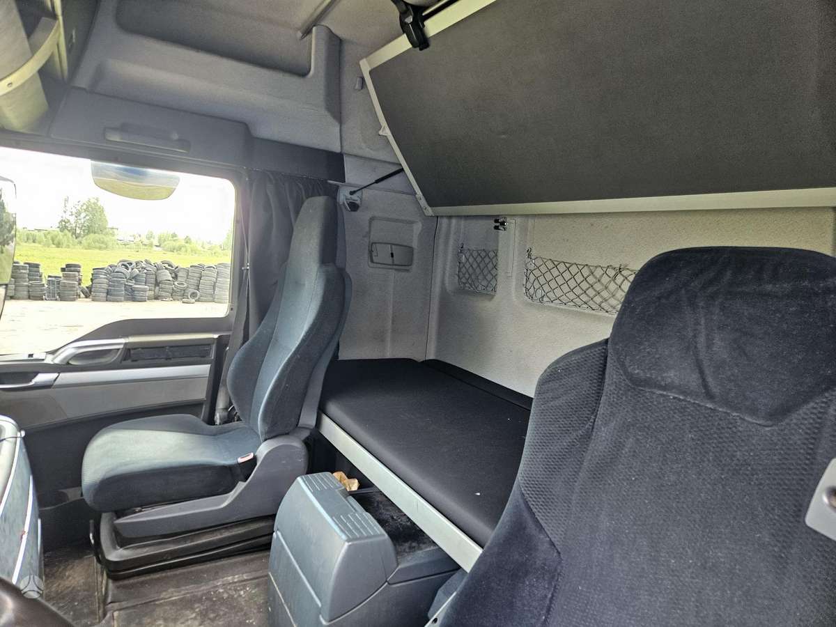 MAN TGX 18.440, double sleeper