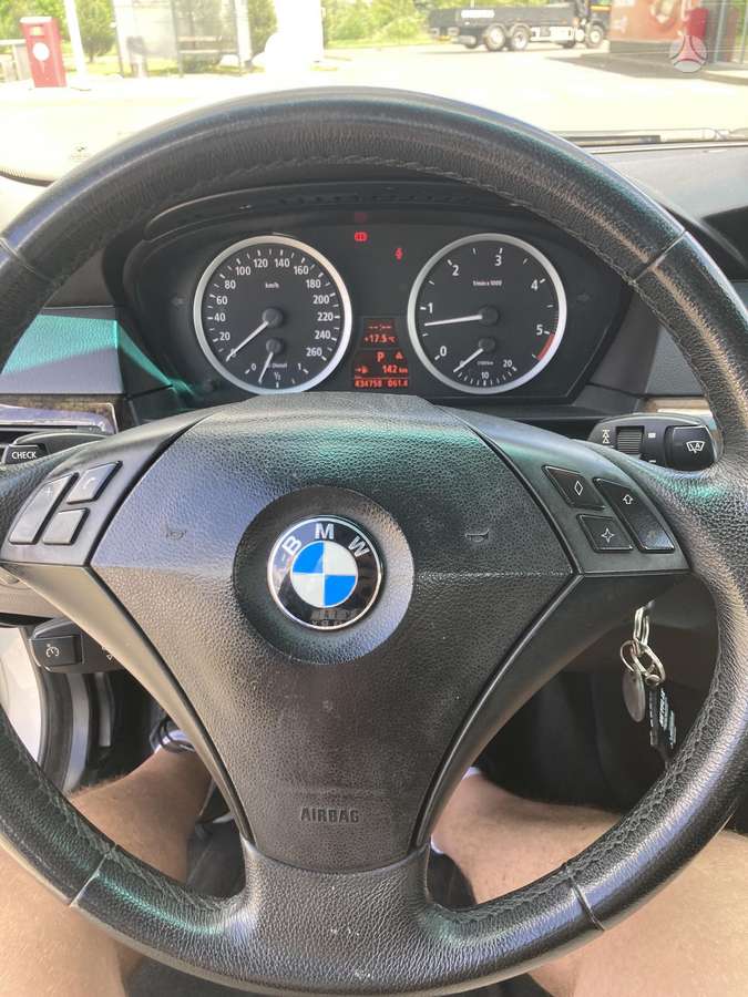 BMW 530, 3.0 l., Седан