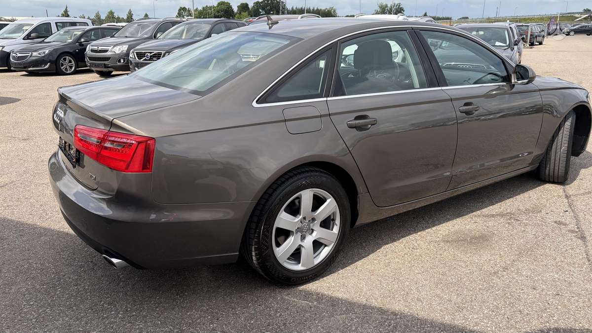 Audi A6, 3.0 l., sedanas