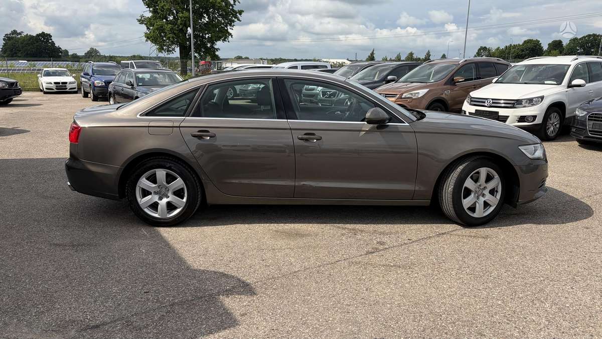 Audi A6, 3.0 l., sedanas