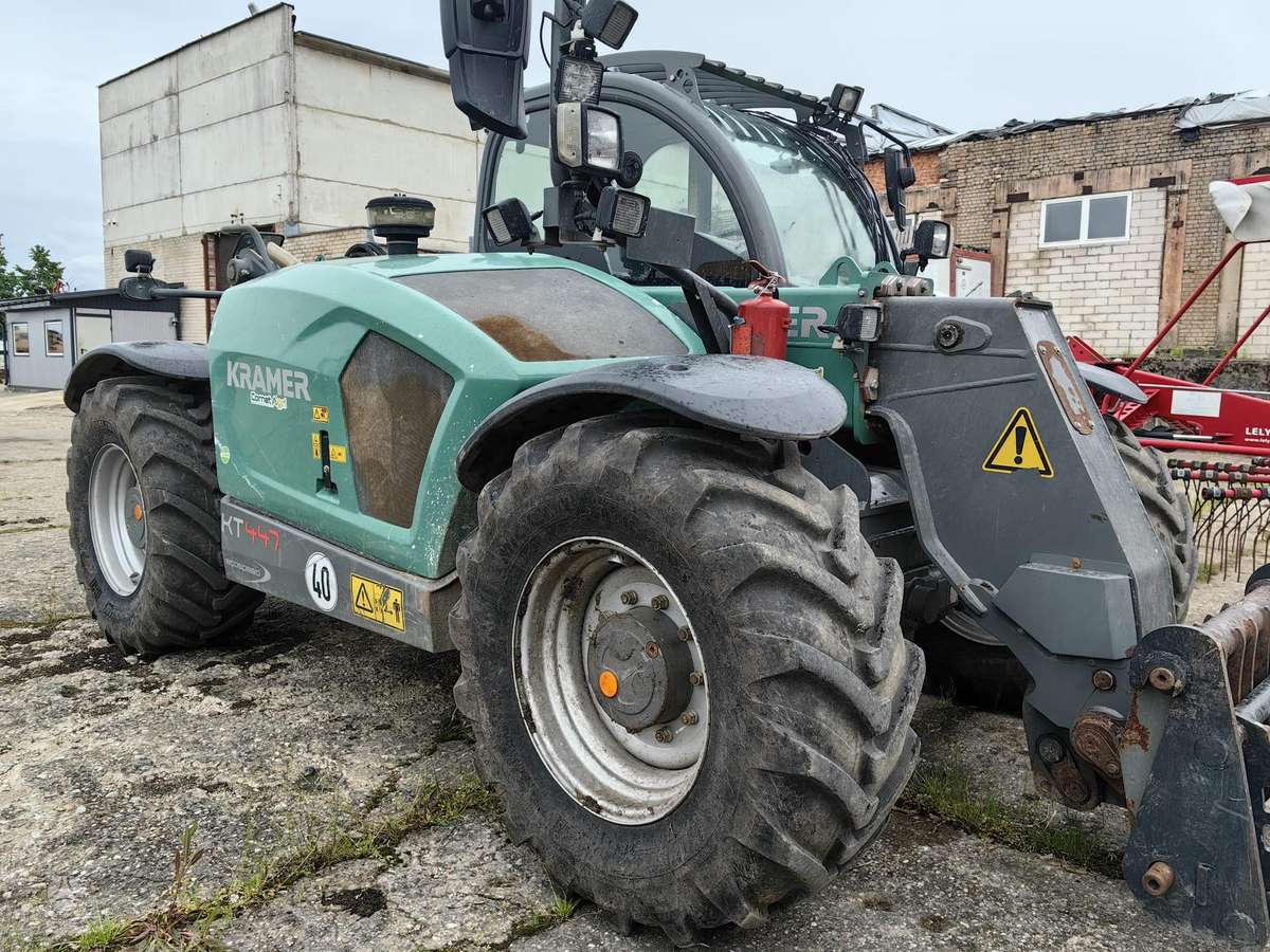 Kramer KT447, savaeigiai krautuvai