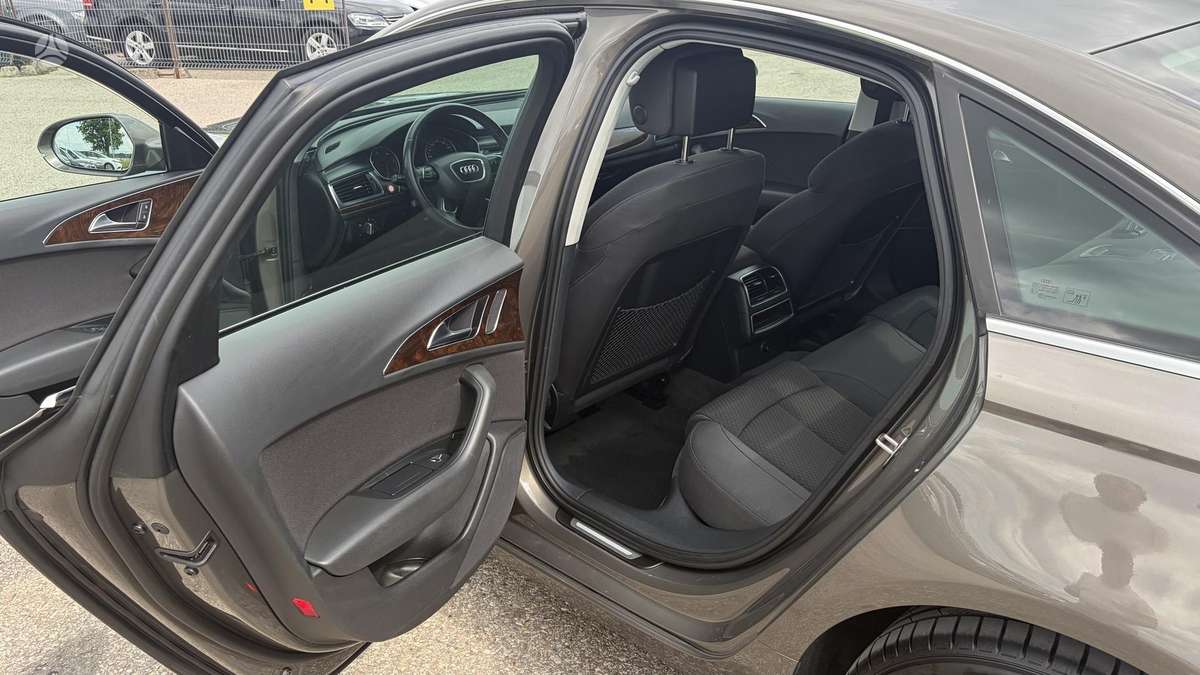 Audi A6, 3.0 l., sedanas