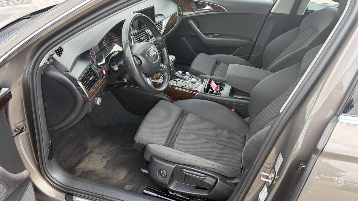 Audi A6, 3.0 l., sedanas