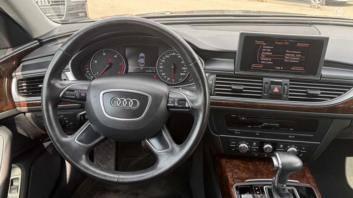 Audi A6, 3.0 l., sedanas