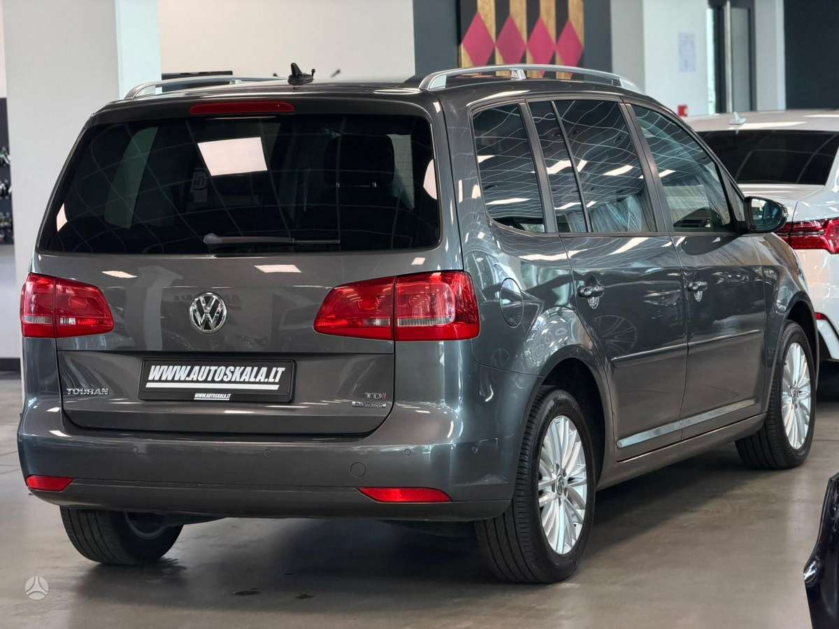 Volkswagen Touran - 6