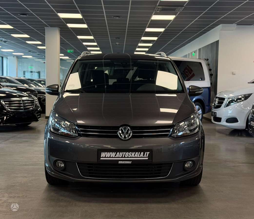 Volkswagen Touran - 2