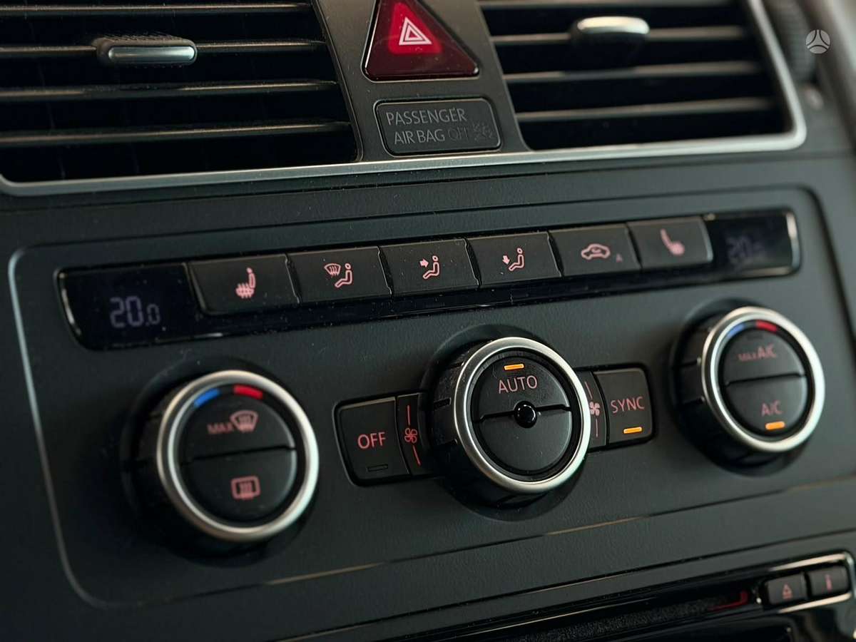 Volkswagen Touran - 7