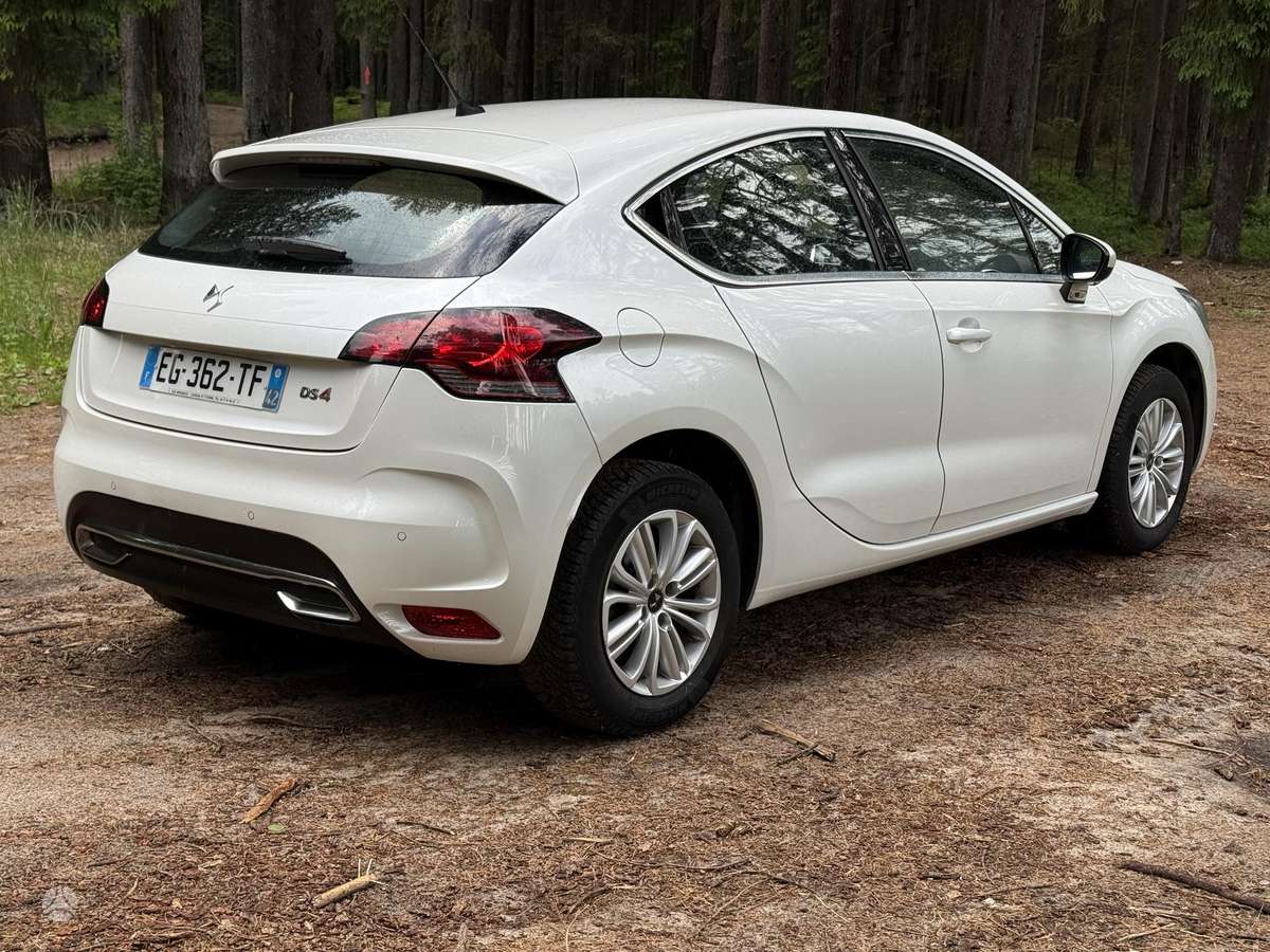 Citroen DS4, 1.6 l., Хэтчбек