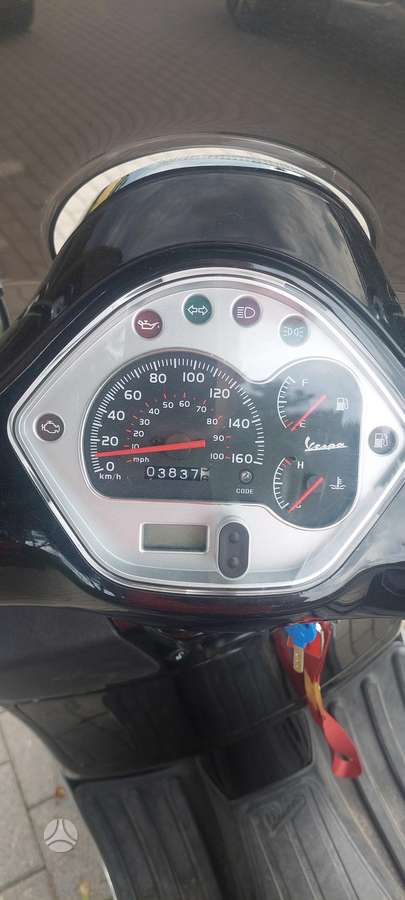 Piaggio Vespa 278cc, мотороллеры / мопеды