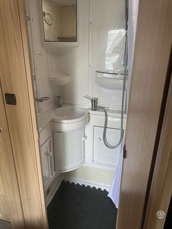 Coachmen Vision, caravans
