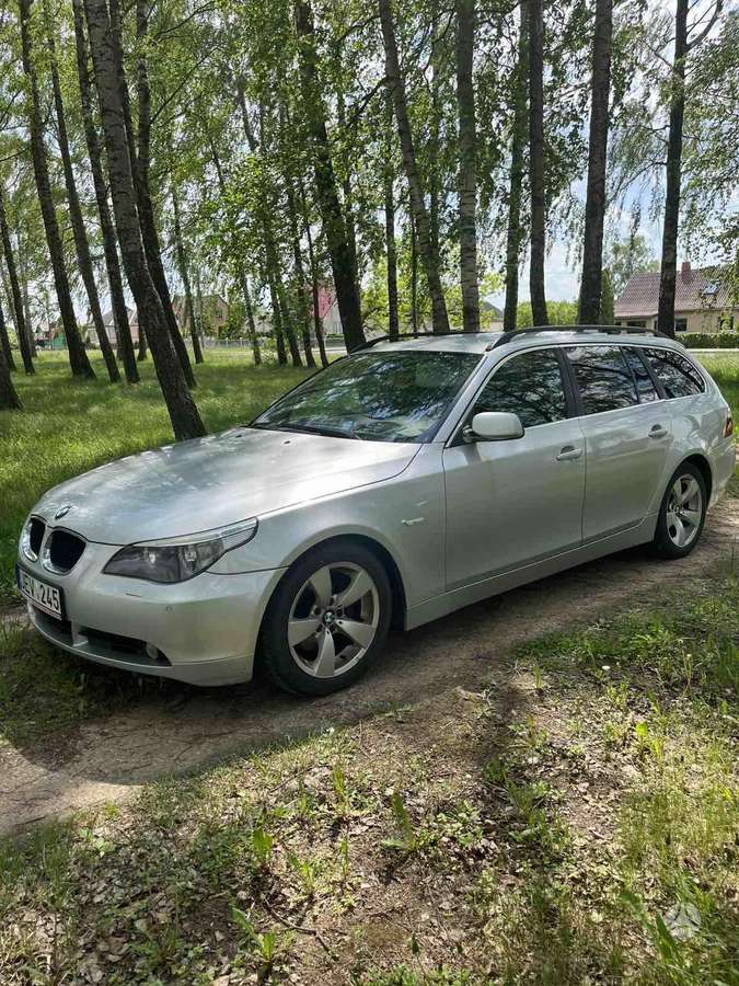 BMW 530, 3.0 l., wagon