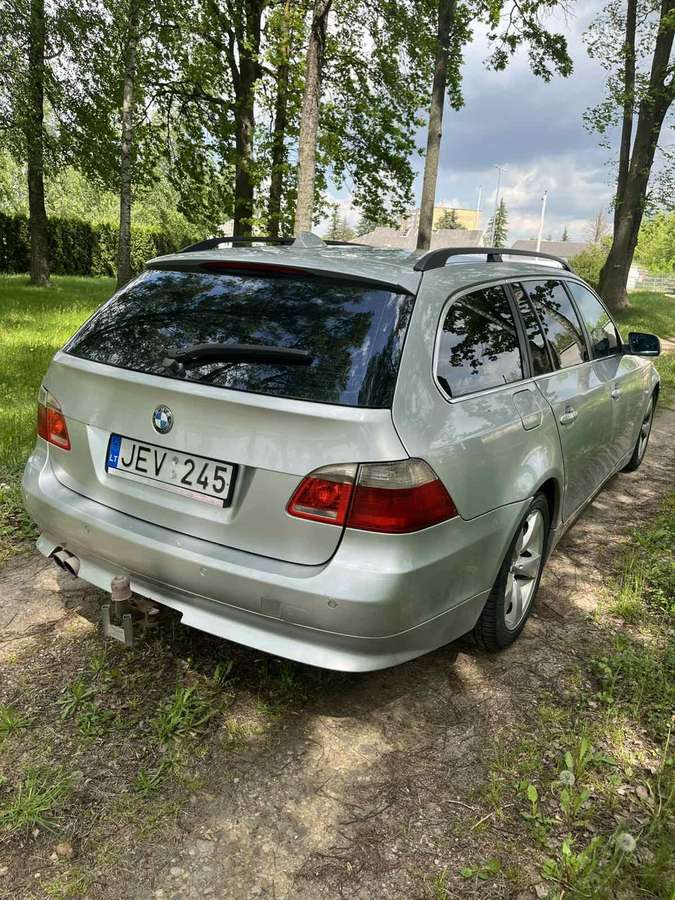 BMW 530, 3.0 l., wagon