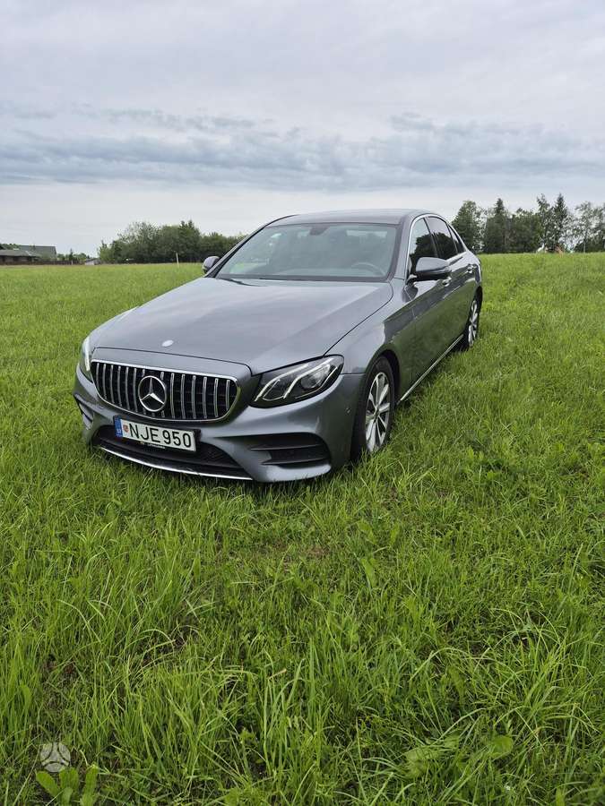 BMW 320, Универсал