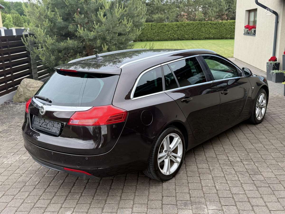 Opel Insignia, 2.0 l., wagon