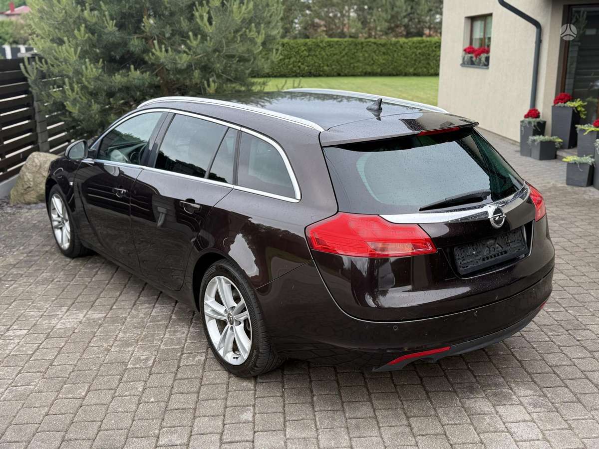 Opel Insignia, 2.0 l., wagon