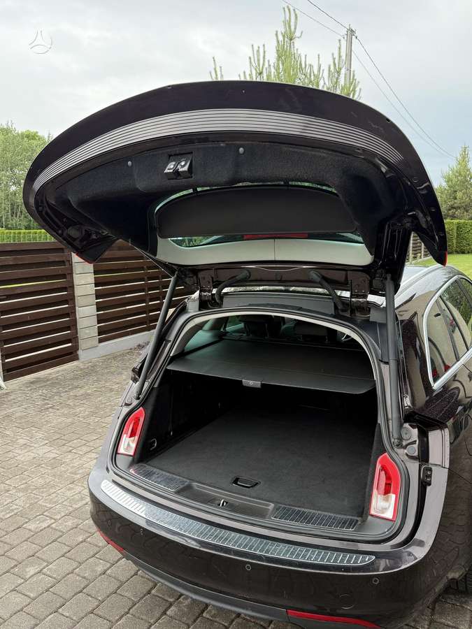 Opel Insignia, 2.0 l., wagon