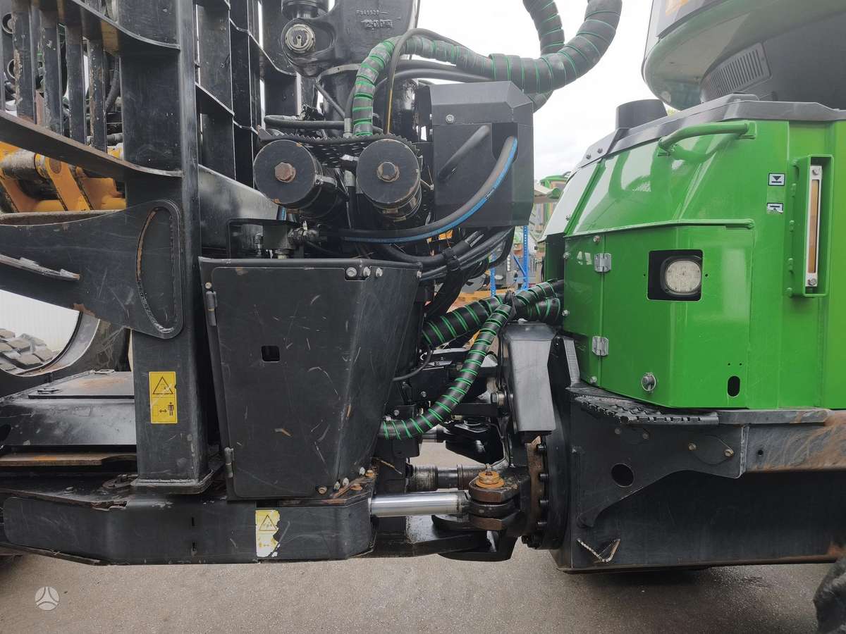 John Deere 1110G, форвардеры
