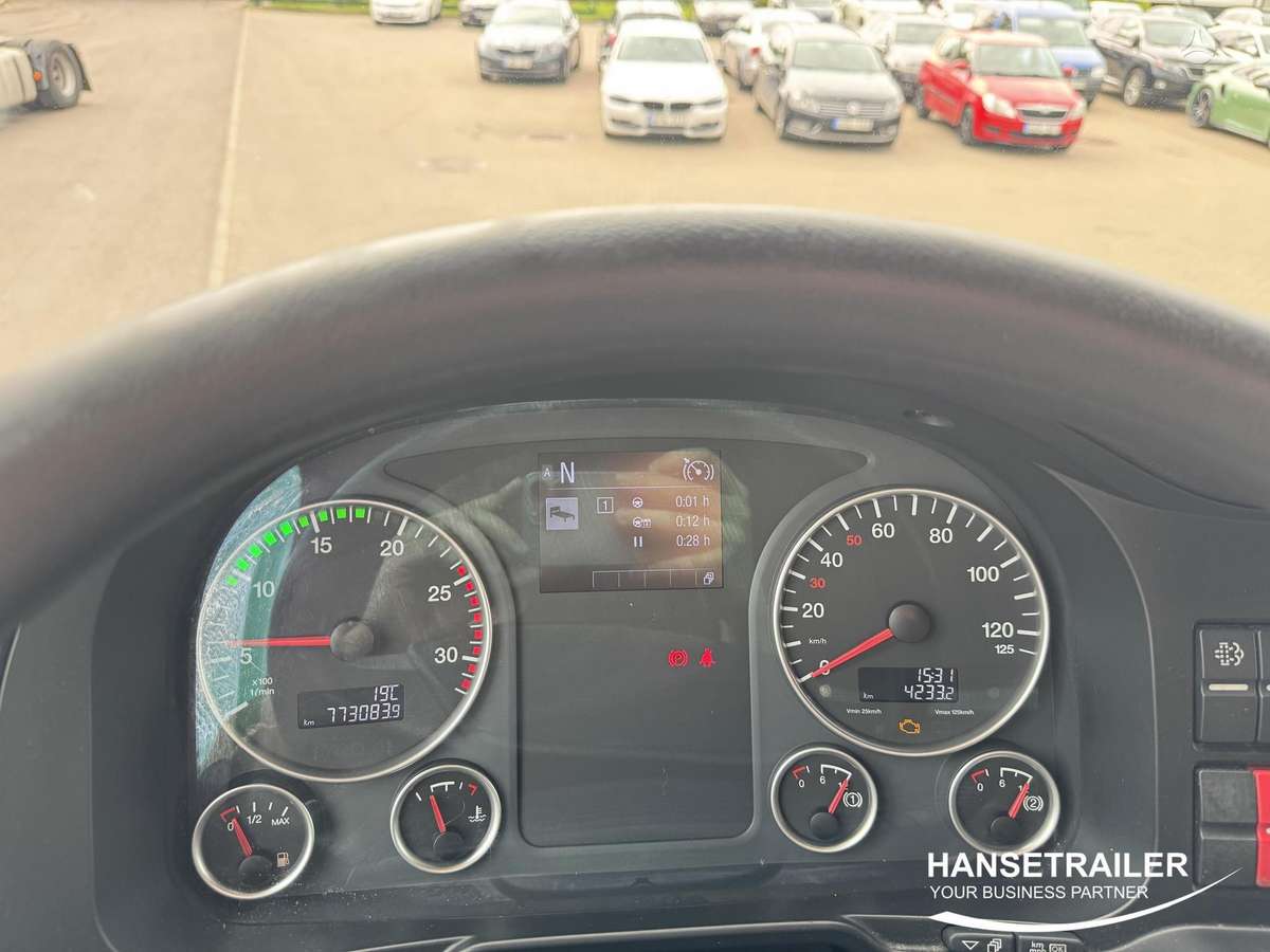 MAN TGX 18.460, 2 спальных места