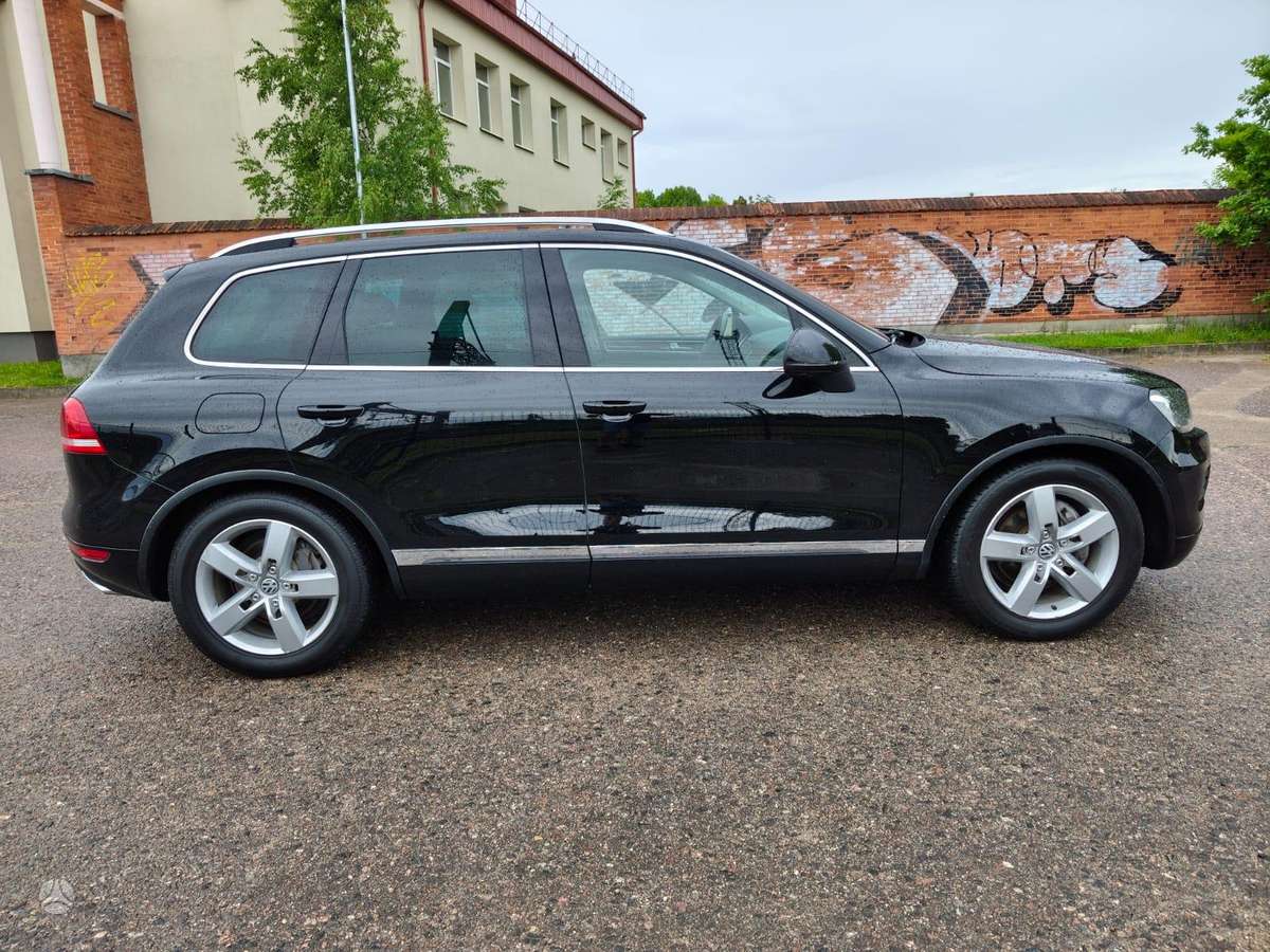 Volkswagen Touareg - 7