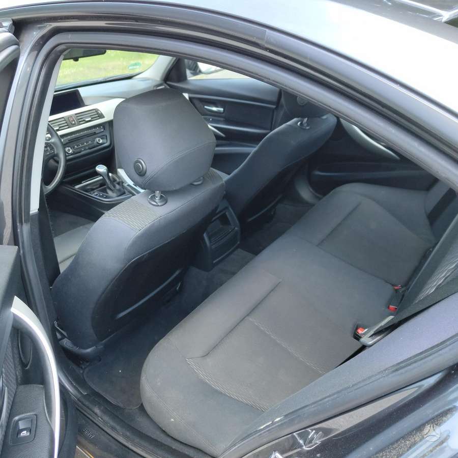 BMW 318, 2.0 l., Седан