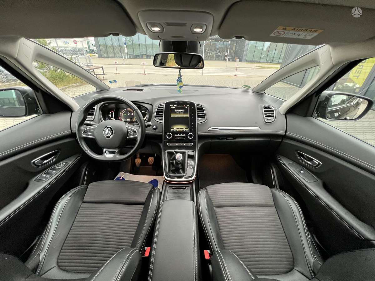 Renault Scenic, 1.2 l., Минивэн